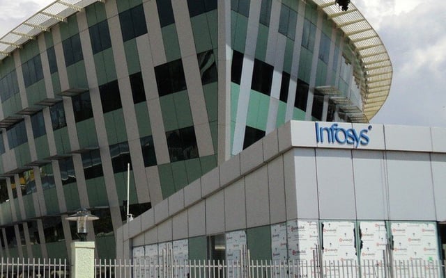 Infosys, Accenture to pay for vaccination of their staff
