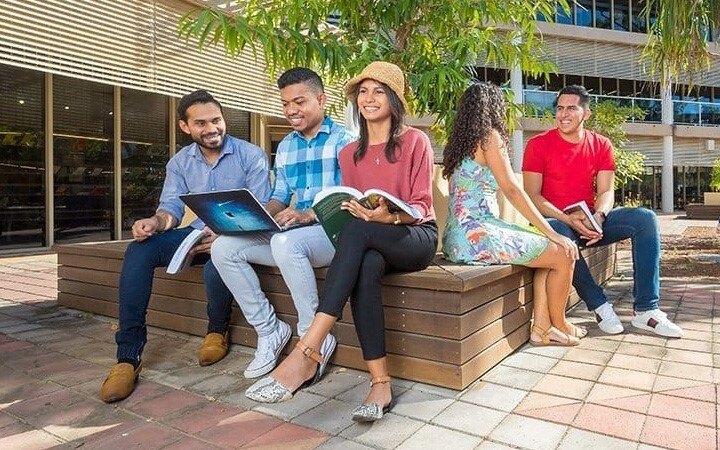Australia urged to set-up quarantine system for international students