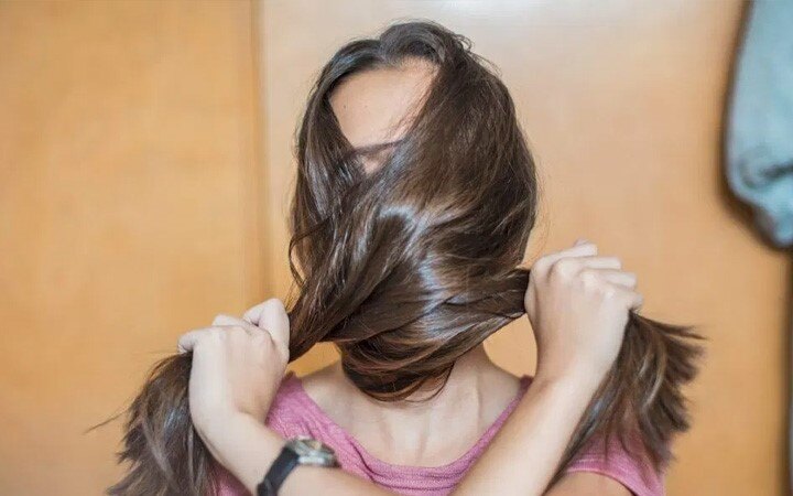 How chronic stress leads to hair loss