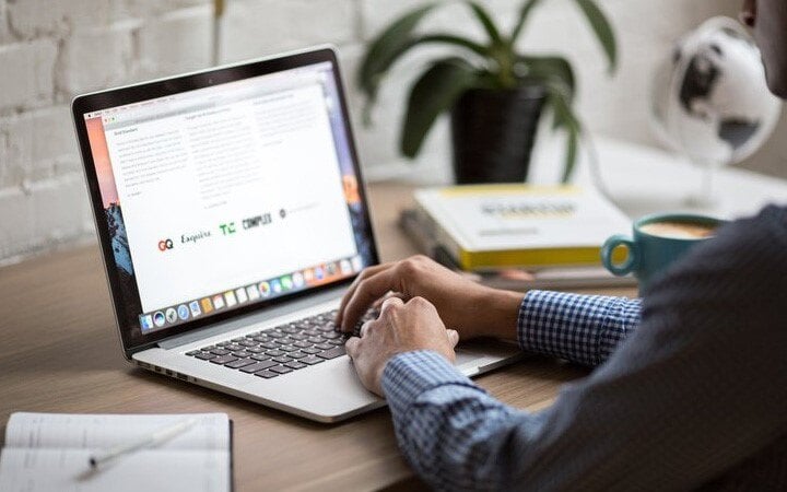 People trust computers more than humans: Study
