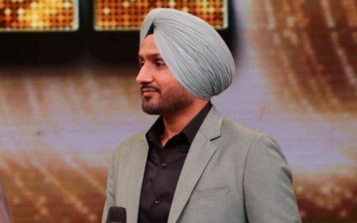 Harbhajan to set up mobile Covid-testing lab in Pune