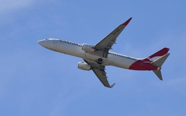 Health Ministry wants flights from Western Australia to New Zealand paused