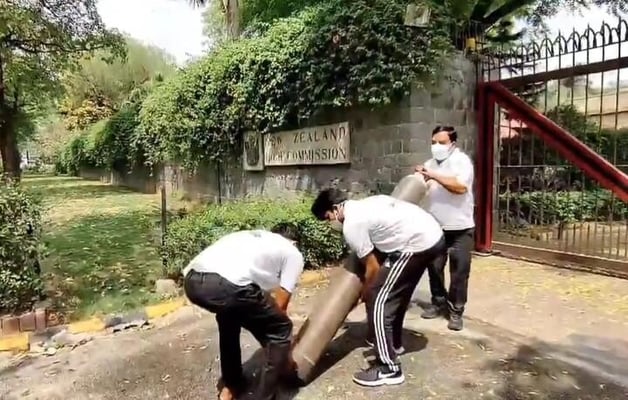 NZ High Commission in India oxygen appeal was for sick staff member - PM