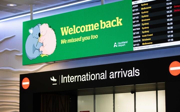 Annual migrant arrivals and departures drop to lowest since 1986 and 1969