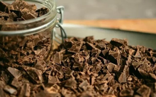 Ladies, here's why you should start your day with chocolate