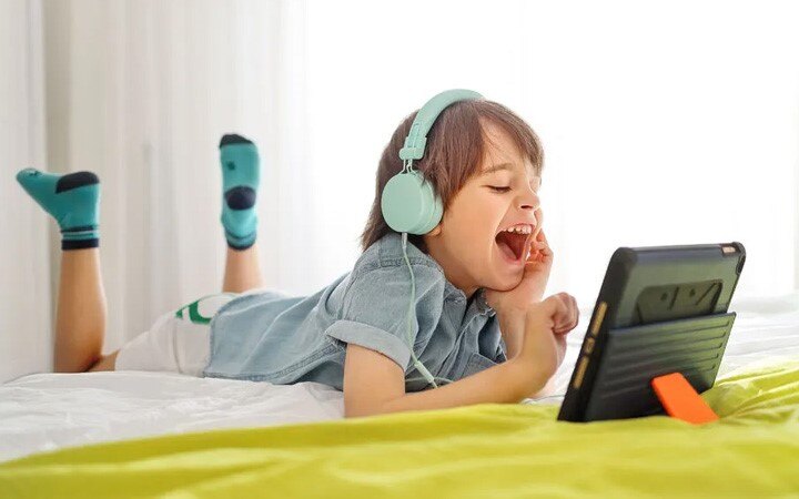 Study links excessive screen time to obesity in preteens