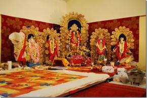 Goddess Durga descends on Auckland