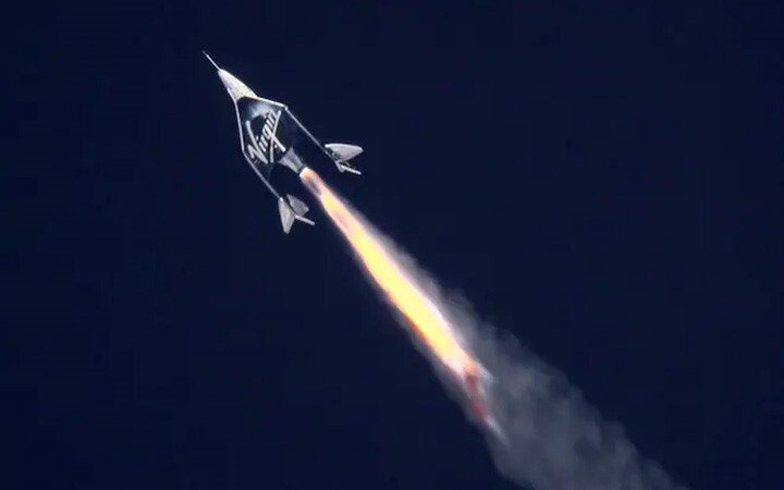 Virgin Galactic sends Richard Branson to edge of space