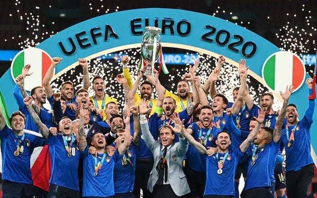 Italy beat England in penalties to win Euro 2020