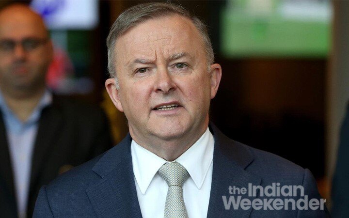 Australian opposition proposes cash incentives for Covid vaccines