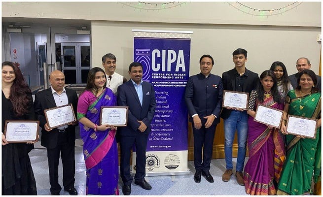 High Commissioner meets Indian diaspora leaders at Auckland Indian Association