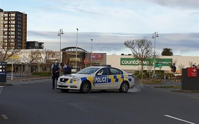 Terrorist tried to revoke NZ residence but his request was 'not progressed'
