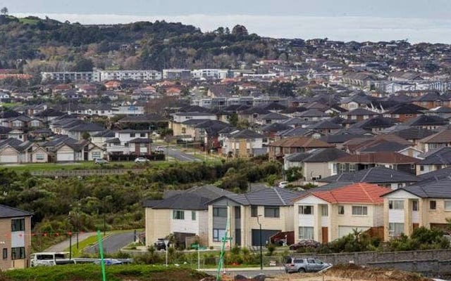 NZ’s average property value reaches $1M