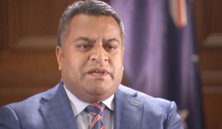 Immigration Minister set to expedite residence visa applications