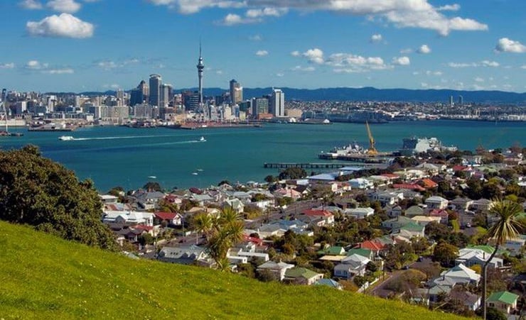 NZ's major cities moderately vulnerable to property downturn - study