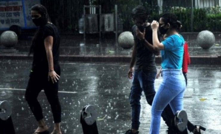 Delhi receives highest rain in October since 1956