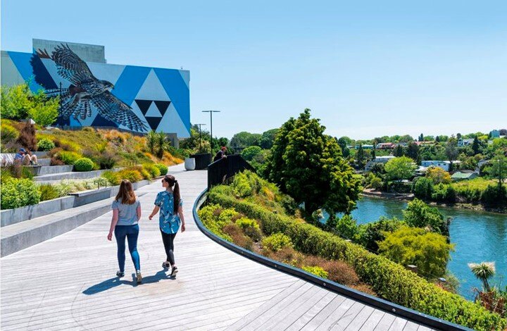 Covid-19 updates: Waikato gets boost as restrictions set to ease, Aucklanders wait until next week