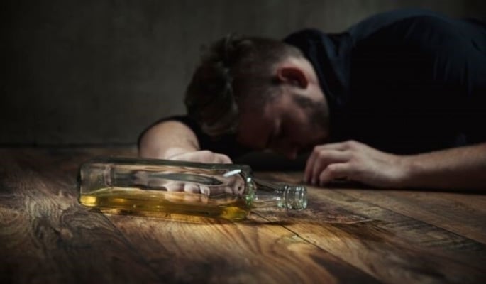 Study identifies strategies to help recovering alcoholics