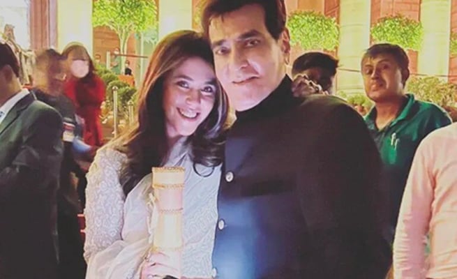 Smriti Irani, Sara Ali Khan, Anil Kapoor shower love on Ekta Kapoor for winning Padma Shri
