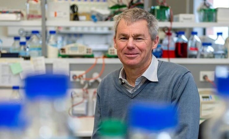 Third dose of Pfizer vaccine 'really lifts the level of immunity'