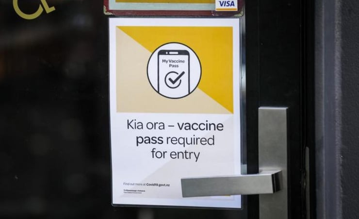 'Unacceptable' to react agressively to vaccine pass requests - Retail NZ