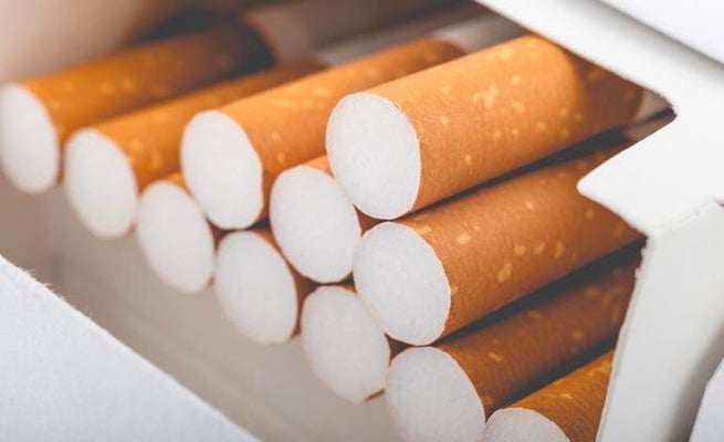 Government plan to stub out smoking draws mixed reactions