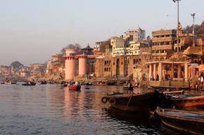 Varanasi blast leaves one dead, 25 injured