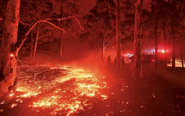 Bushfires in Western Australia threatens lives, properties
