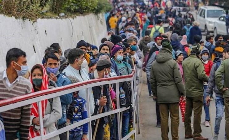 Mata Vaishno Devi Yatra resumes after stampede incident