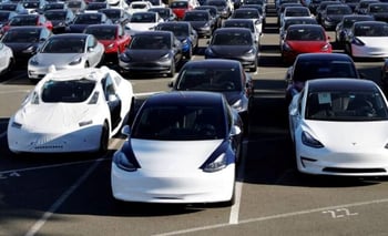 Tesla delivers close to 1 million vehicles in 2021