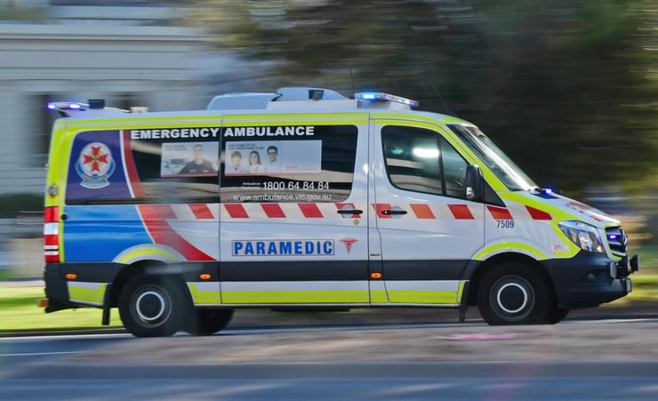 Victoria Covid-19 hospitalisations reach all-time high, 'extreme demand' causes ambulance delays