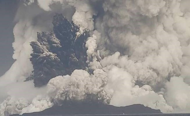NZ pledges aid after Tonga volcanic eruption, tsunami