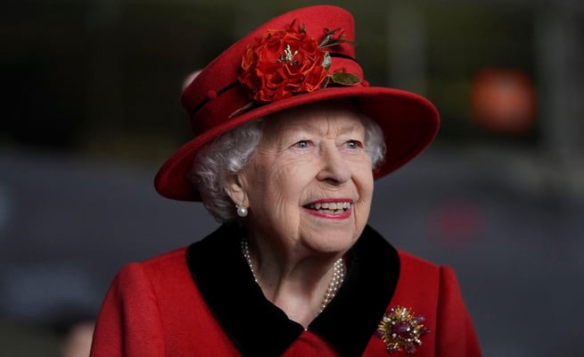 Queen Elizabeth II tests positive for Covid-19