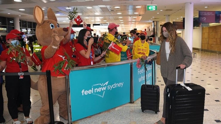 Aus reopens int'l borders after 23 months