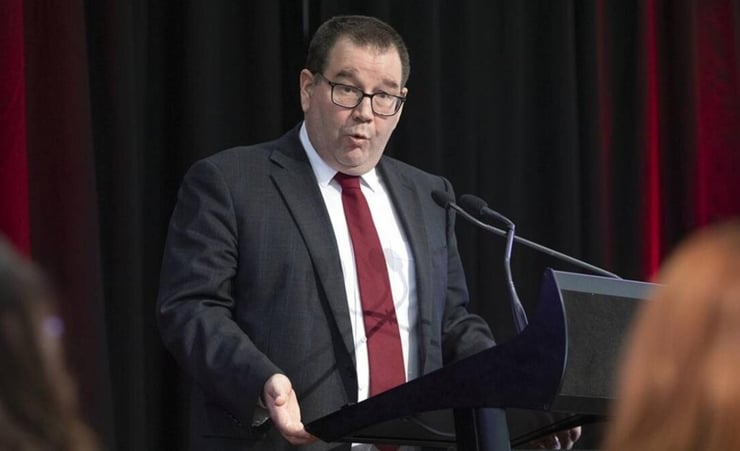 Grant Robertson talks Covid-19 support payments as Omicron phase three annoucement expected