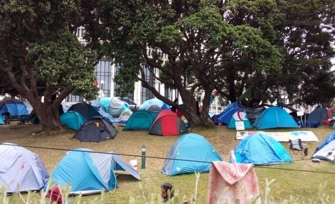 Once the toast of nations, NZ's pandemic management is unravelling