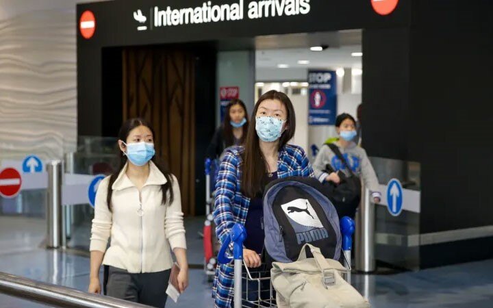 Border reopens to international visitors tonight