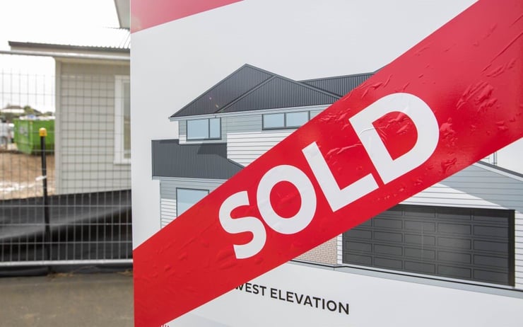 How to buy a first home with friends and family