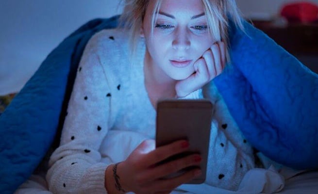 Teen Girls Find It More Difficult To Give Up Social Media Than Boys