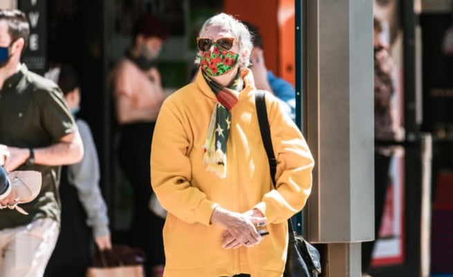 Business leaders, employees split on ditching mask mandate as decision looms