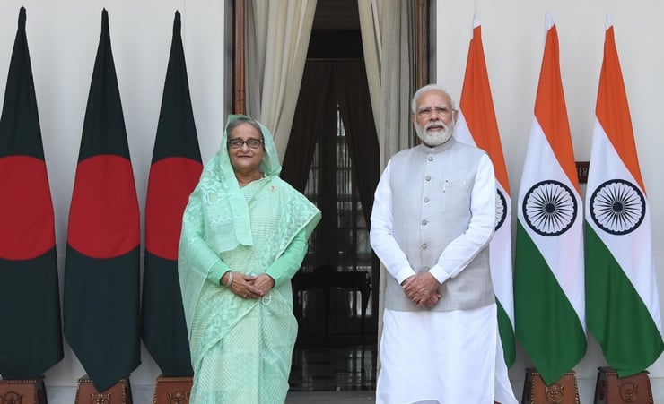 PM Modi, Sheikh Hasina agree to early finalization of projects under line of credit for defence