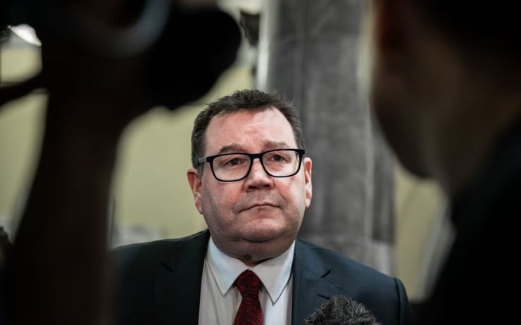 Cost-of-living crisis: Robertson says govt to support low and middle income earners, banks not making excessive profits