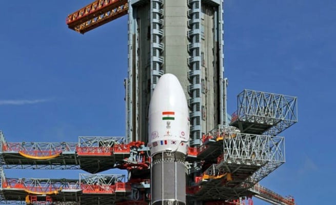 OneWeb pays over Rs 1,000 crore to India for launching 72 satellites