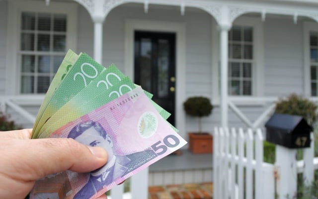 Rising interest rates spell pain for mortgage holders - ANZ