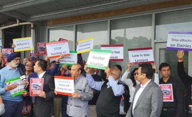 Dairy owners protest for tougher punishment of offenders