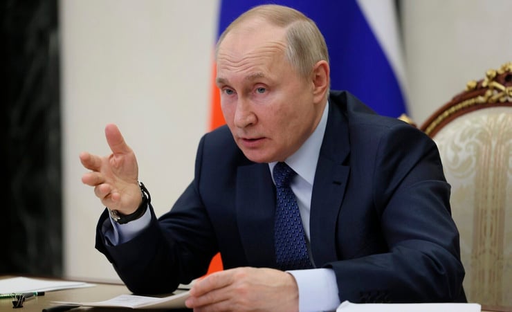 Putin says wants to end war in Ukraine