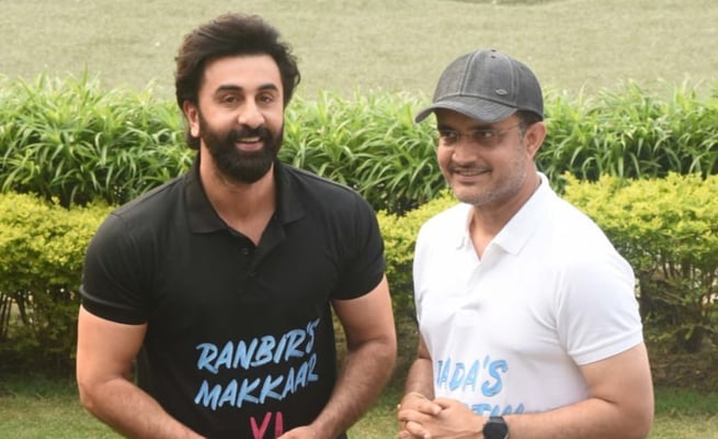 I have not been offered dada's biopic: Ranbir Kapoor