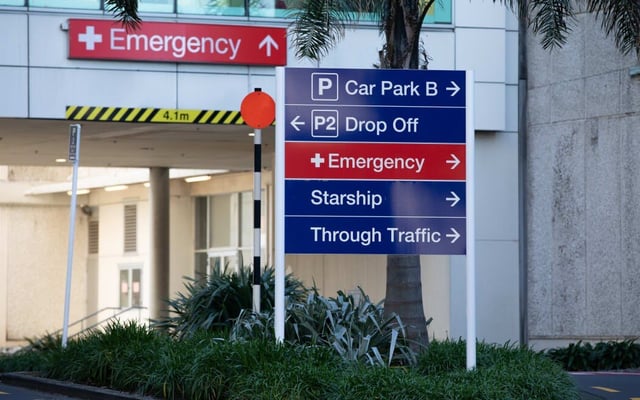 Ambulances turned away from Auckland Hospital's full emergency department