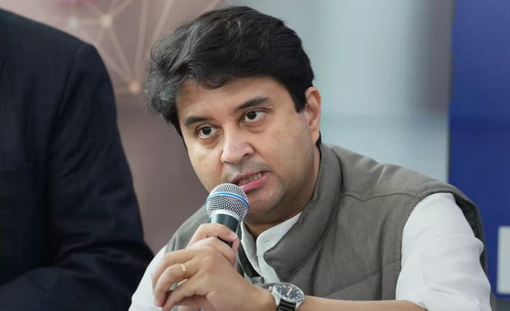 India will have more than 140 mn air passengers in FY 2024: Jyotiraditya Scindia