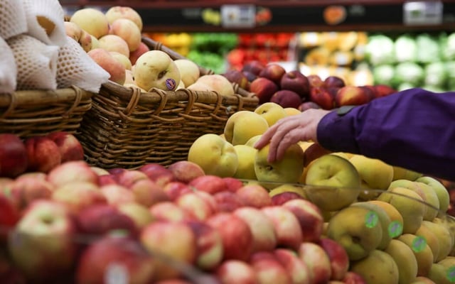 Consumer prices up 1.2 percent, annual inflation rate falls to 6.7 percent